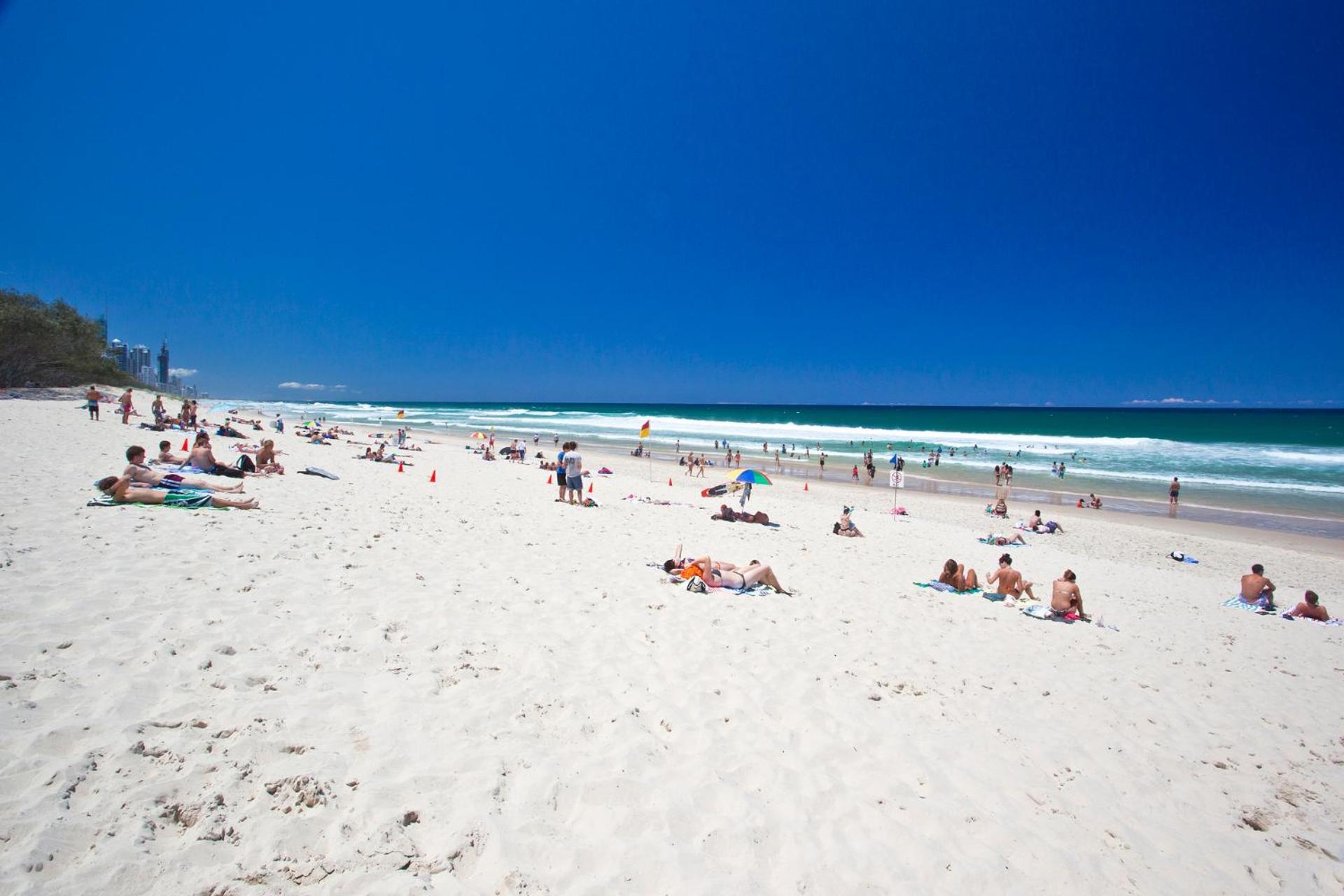 Island Beach Resort Gold Coast Bagian luar foto