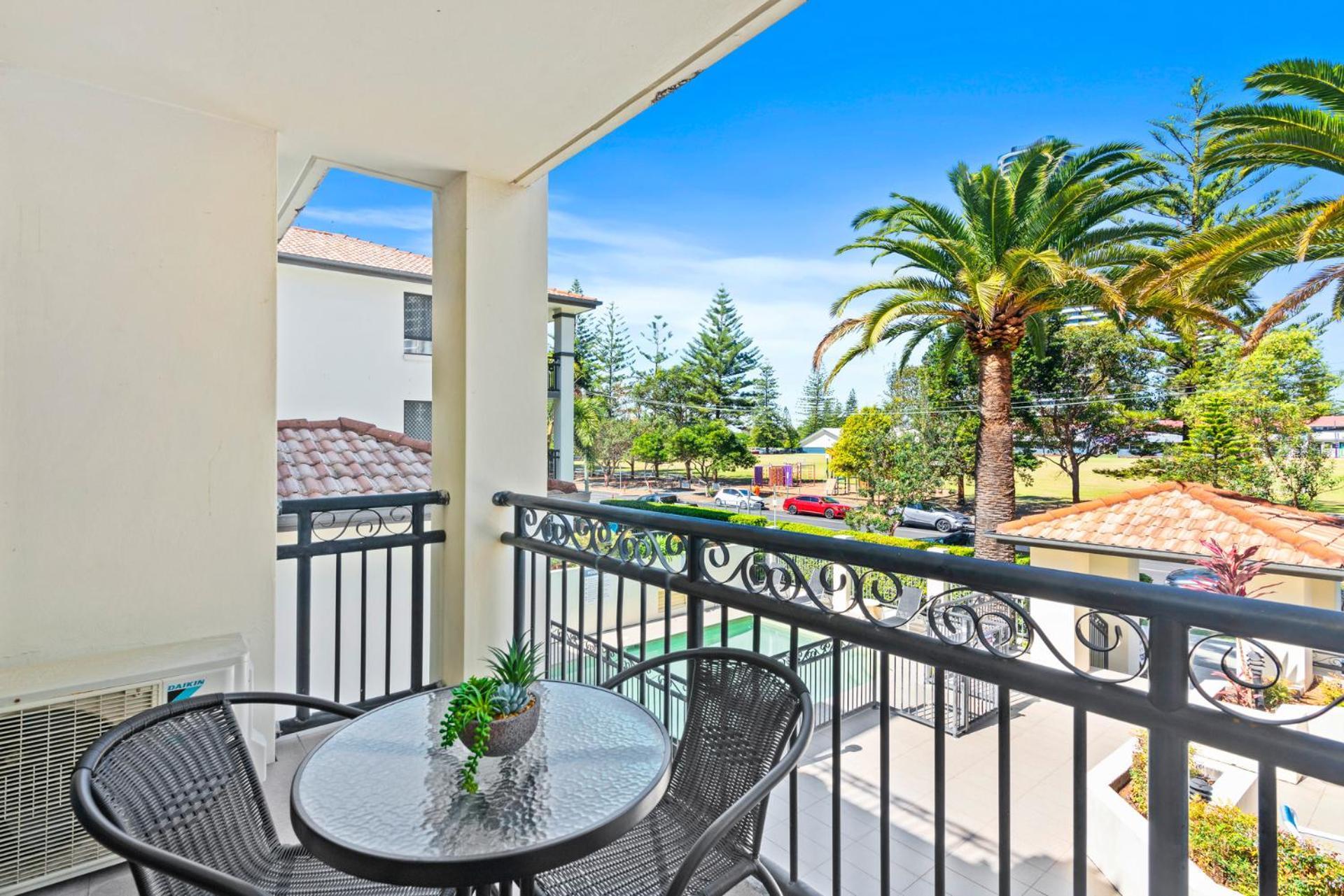 Island Beach Resort Gold Coast Bagian luar foto