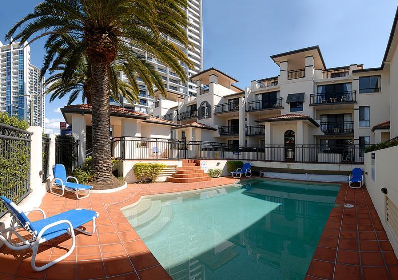 Island Beach Resort Gold Coast Bagian luar foto