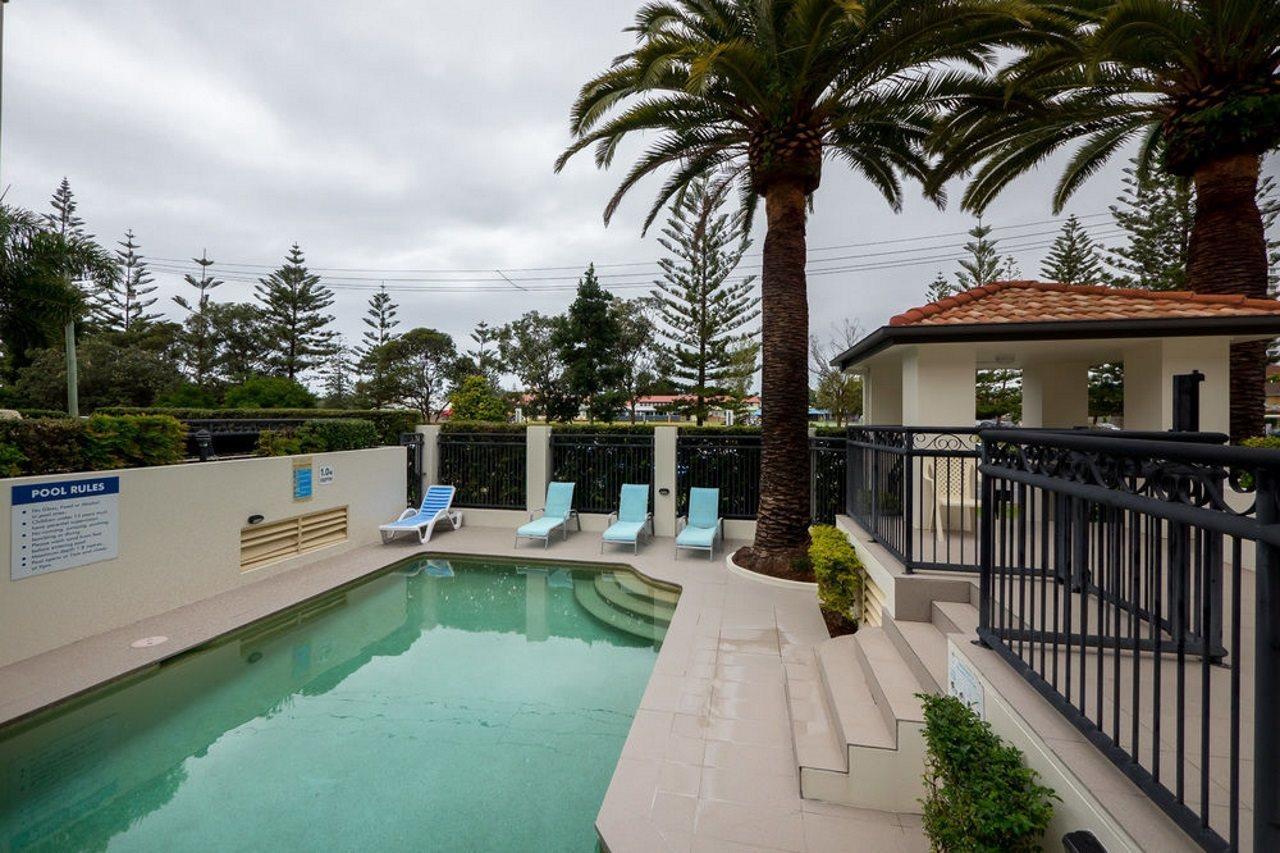 Island Beach Resort Gold Coast Bagian luar foto